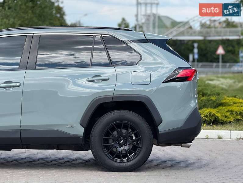 Внедорожник / Кроссовер Toyota RAV4 2019 в Киеве фото 18 Внедорожник / Кроссовер Toyota RAV4 2019 в Киеве