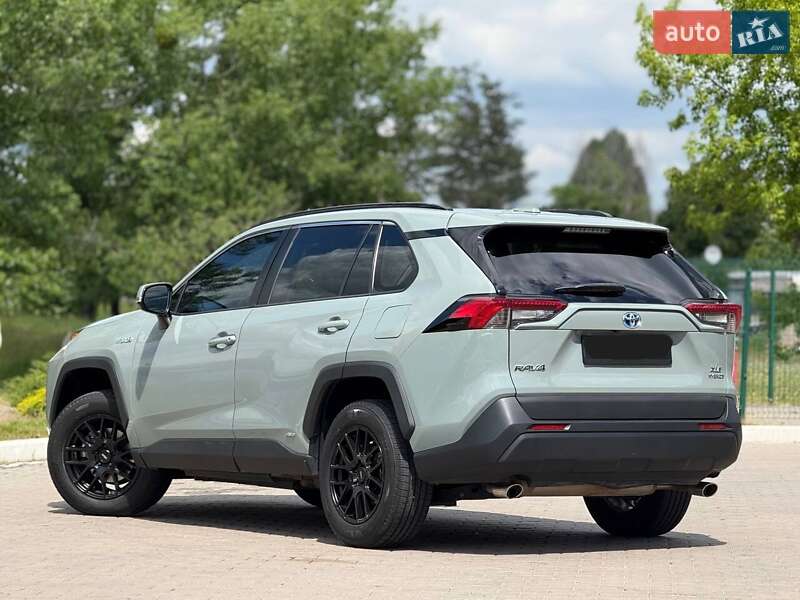 Внедорожник / Кроссовер Toyota RAV4 2019 в Киеве фото 17 Внедорожник / Кроссовер Toyota RAV4 2019 в Киеве