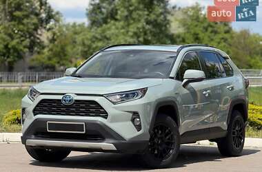 Позашляховик / Кросовер Toyota RAV4 2019 в Києві