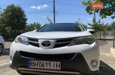 Внедорожник / Кроссовер Toyota RAV4 2015 в Одессе
