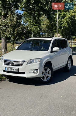 Внедорожник / Кроссовер Toyota RAV4 2012 в Буче