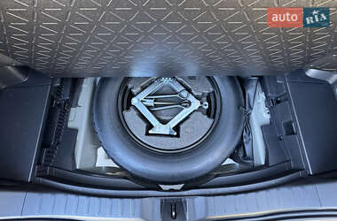 Внедорожник / Кроссовер Toyota RAV4 2024 в 