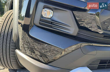 Внедорожник / Кроссовер Toyota RAV4 2024 в 