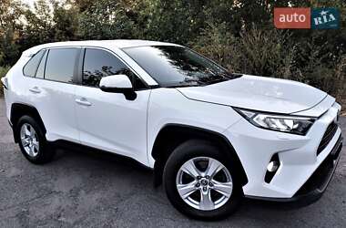 Позашляховик / Кросовер Toyota RAV4 2019 в Білій Церкві