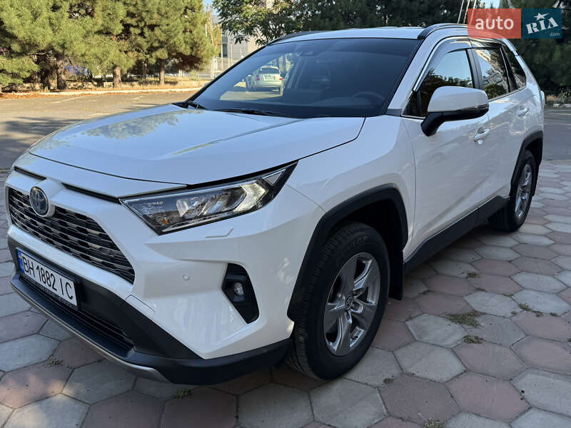 Позашляховик / Кросовер Toyota RAV4 2024 в Одесі фото Позашляховик / Кросовер Toyota RAV4 2024 в Одесі