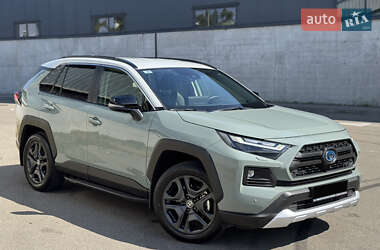 Позашляховик / Кросовер Toyota RAV4 2023 в Києві