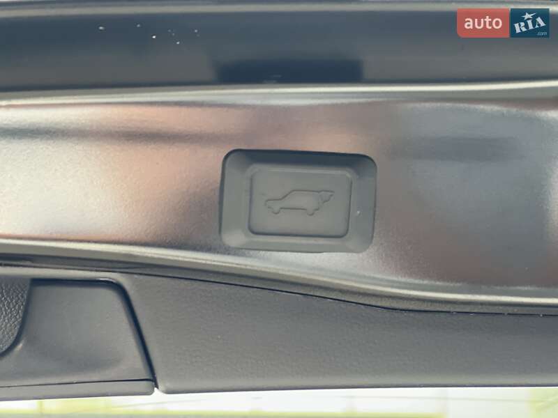 Внедорожник / Кроссовер Toyota RAV4 2024 в Киеве фото 11 Внедорожник / Кроссовер Toyota RAV4 2024 в Киеве