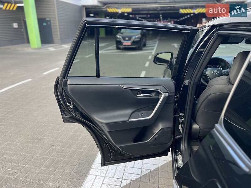 Внедорожник / Кроссовер Toyota RAV4 2024 в Киеве фото 39 Внедорожник / Кроссовер Toyota RAV4 2024 в Киеве