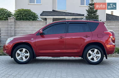 Внедорожник / Кроссовер Toyota RAV4 2006 в 