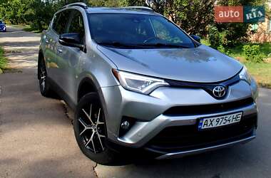 Позашляховик / Кросовер Toyota RAV4 2016 в Харкові