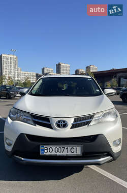 Внедорожник / Кроссовер Toyota RAV4 2014 в Киеве