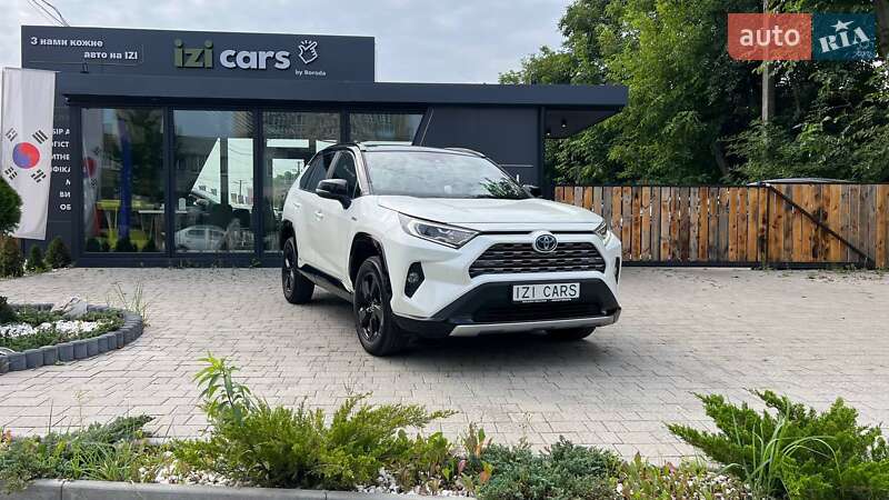Toyota RAV4 2021