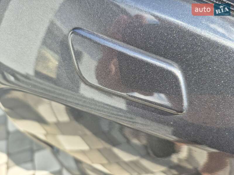 Позашляховик / Кросовер Toyota RAV4 2016 в Житомирі