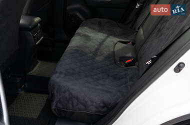 Внедорожник / Кроссовер Toyota RAV4 2018 в Киеве