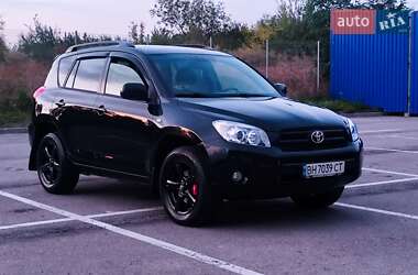 Внедорожник / Кроссовер Toyota RAV4 2006 в Запорожье