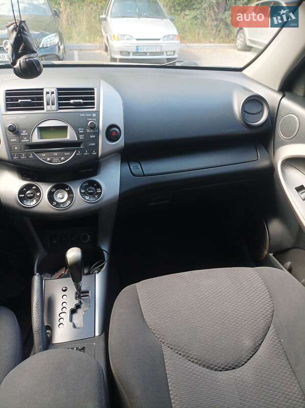 Позашляховик / Кросовер Toyota RAV4 2006 в Вінниці