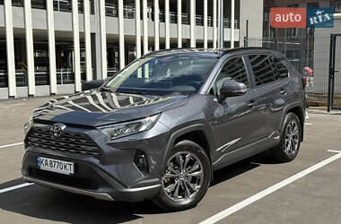 Внедорожник / Кроссовер Toyota RAV4 2023 в Киеве