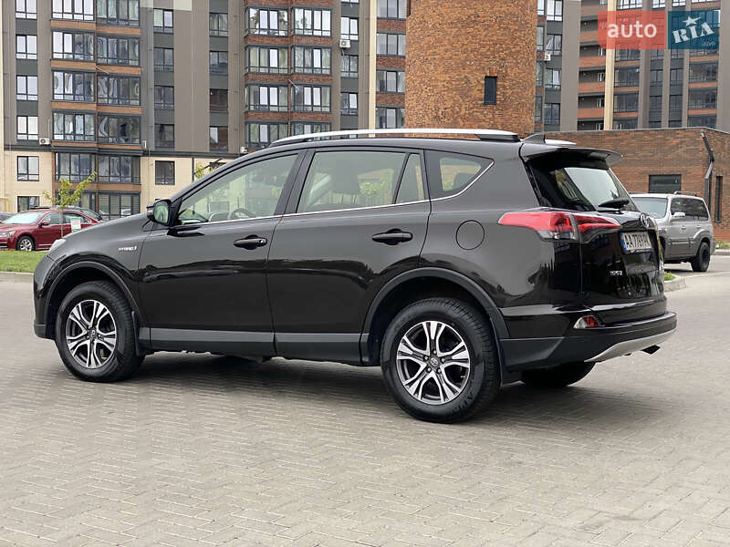 Внедорожник / Кроссовер Toyota RAV4 2016 в Житомире