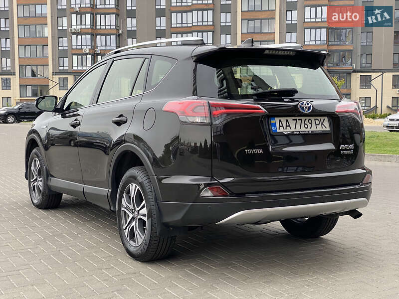 Внедорожник / Кроссовер Toyota RAV4 2016 в Житомире