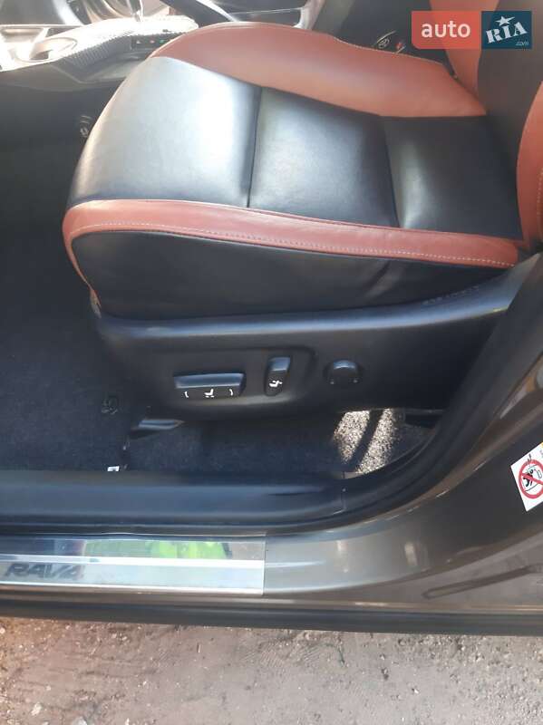 Внедорожник / Кроссовер Toyota RAV4 2013 в Одессе фото 33 Внедорожник / Кроссовер Toyota RAV4 2013 в Одессе
