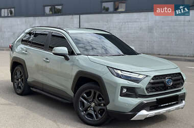 Внедорожник / Кроссовер Toyota RAV4 2023 в Киеве