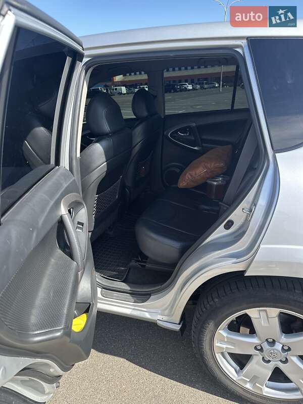 Позашляховик / Кросовер Toyota RAV4 2007 в Одесі