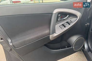 Внедорожник / Кроссовер Toyota RAV4 2008 в 