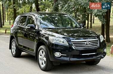 Внедорожник / Кроссовер Toyota RAV4 2012 в Киеве