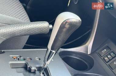 Внедорожник / Кроссовер Toyota RAV4 2011 в 