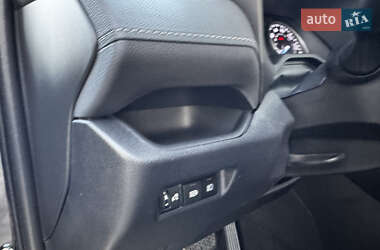 Внедорожник / Кроссовер Toyota RAV4 2021 в 