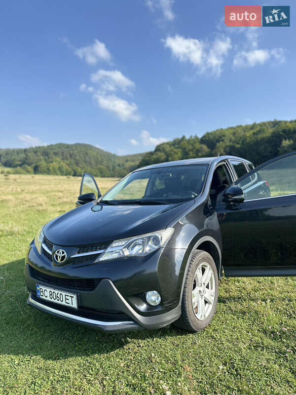 Внедорожник / Кроссовер Toyota RAV4 2013 в Львове