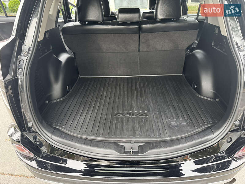 Внедорожник / Кроссовер Toyota RAV4 2018 в Виннице фото 17 Внедорожник / Кроссовер Toyota RAV4 2018 в Виннице