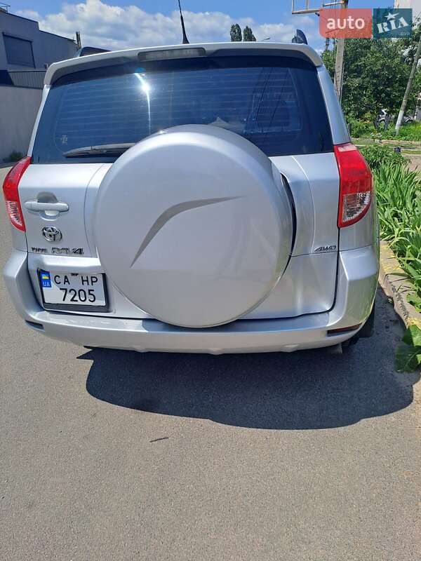 Позашляховик / Кросовер Toyota RAV4 2007 в Черкасах