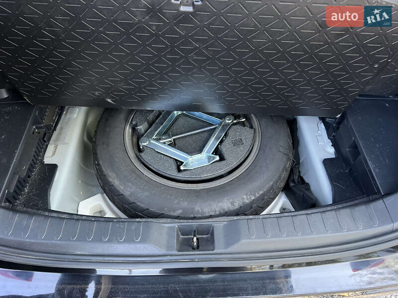 Позашляховик / Кросовер Toyota RAV4 2019 в Умані фото 9 Позашляховик / Кросовер Toyota RAV4 2019 в Умані