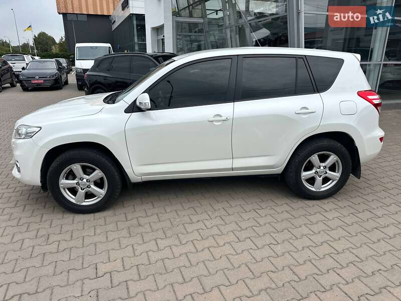 Позашляховик / Кросовер Toyota RAV4 2011 в Чернівцях фото 3 Позашляховик / Кросовер Toyota RAV4 2011 в Чернівцях