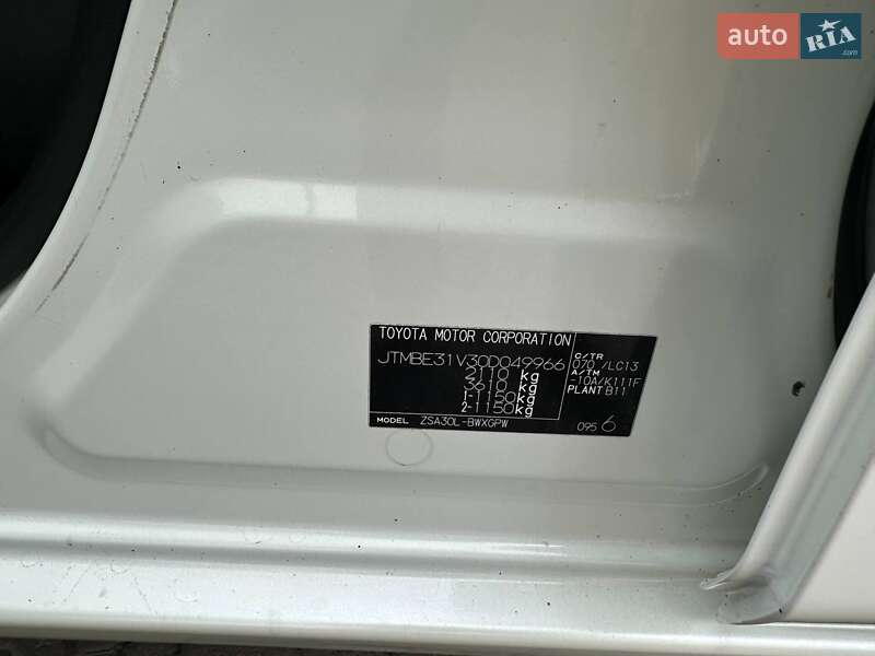 Позашляховик / Кросовер Toyota RAV4 2011 в Чернівцях фото 32 Позашляховик / Кросовер Toyota RAV4 2011 в Чернівцях