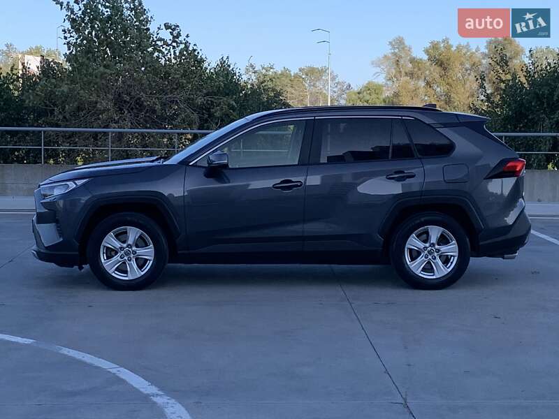 Позашляховик / Кросовер Toyota RAV4 2018 в Києві