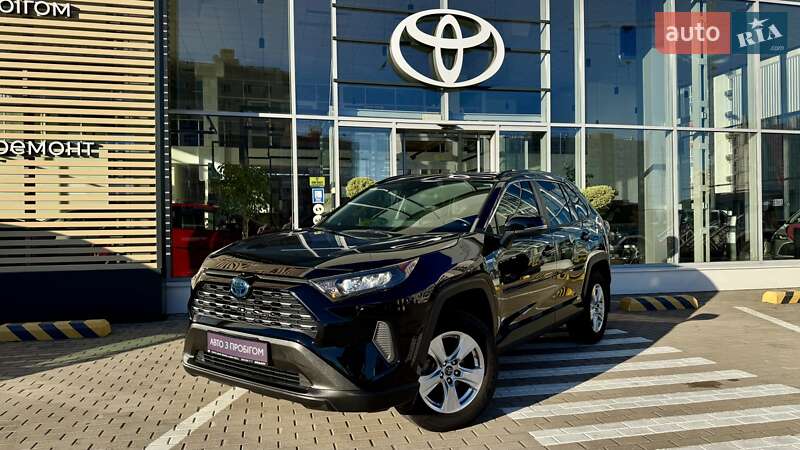 Позашляховик / Кросовер Toyota RAV4 2019 в Чернігові