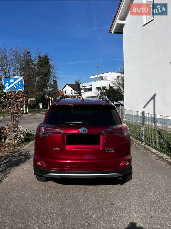 Внедорожник / Кроссовер Toyota RAV4 2018 в Днепре