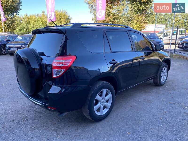 Позашляховик / Кросовер Toyota RAV4 2012 в Вінниці