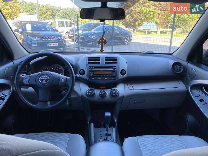 Позашляховик / Кросовер Toyota RAV4 2012 в Вінниці