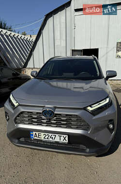 Внедорожник / Кроссовер Toyota RAV4 2022 в Днепре