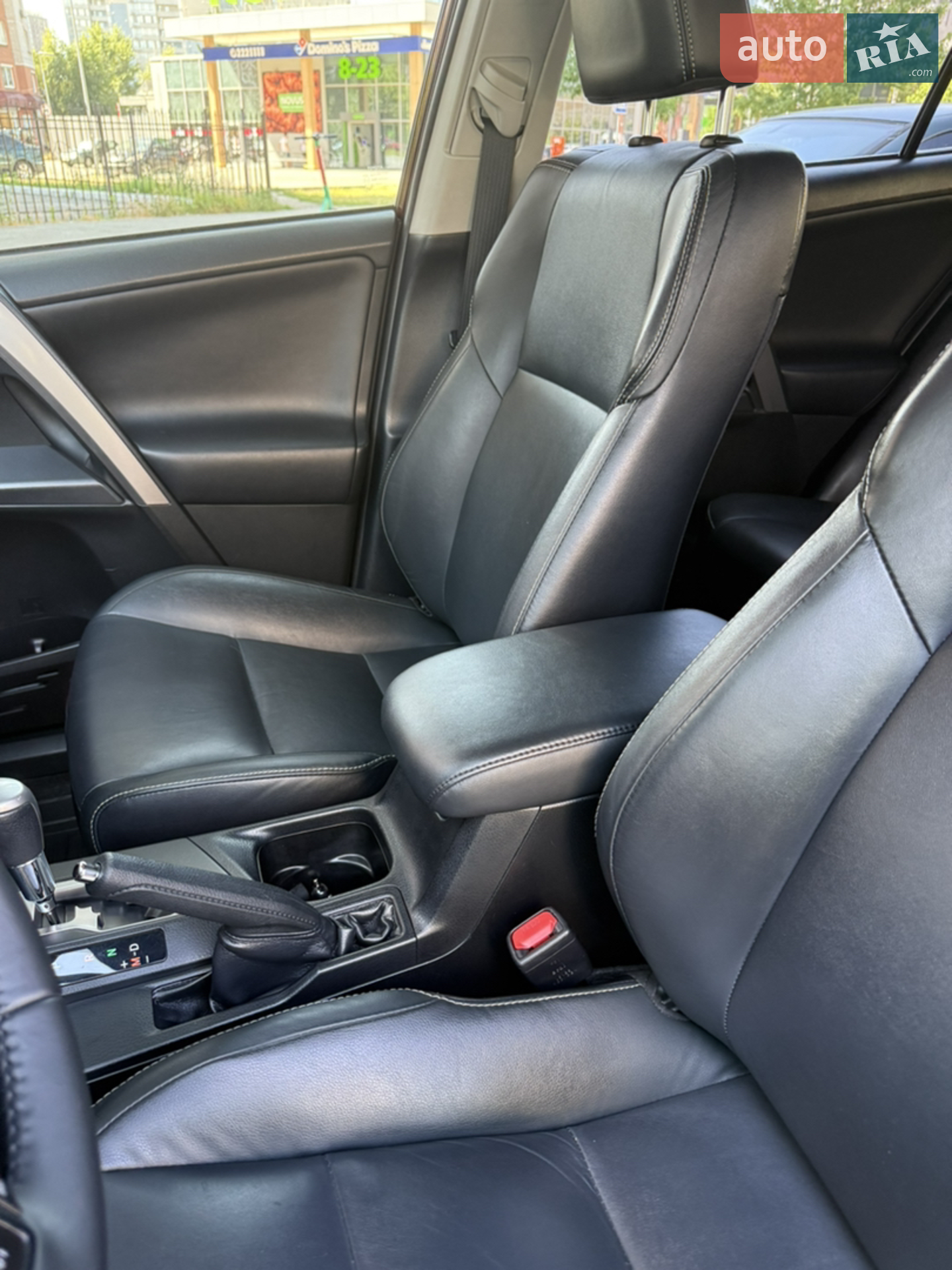 2015 Toyota RAV 4 - мініатюра 9