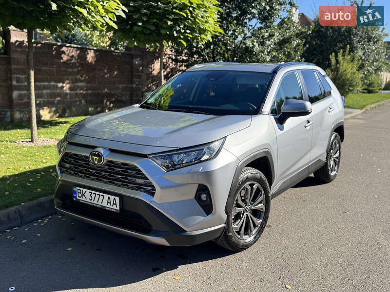 Toyota RAV4 2023