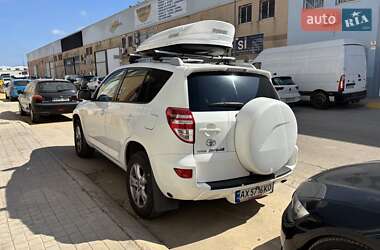 Внедорожник / Кроссовер Toyota RAV4 2009 в Харькове