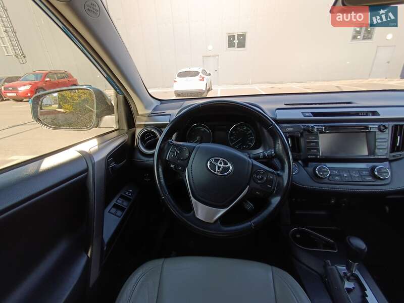 Позашляховик / Кросовер Toyota RAV4 2017 в Києві фото 13 Позашляховик / Кросовер Toyota RAV4 2017 в Києві
