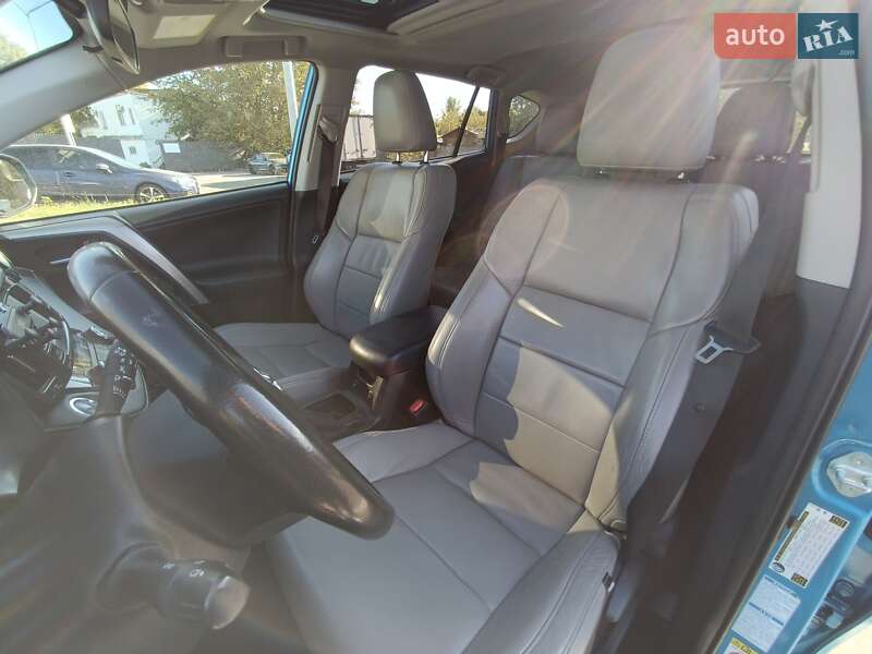 Позашляховик / Кросовер Toyota RAV4 2017 в Києві фото 18 Позашляховик / Кросовер Toyota RAV4 2017 в Києві