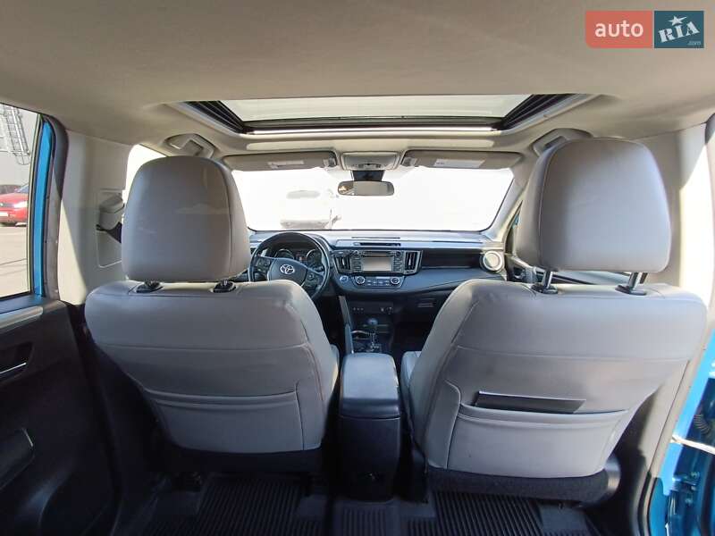 Позашляховик / Кросовер Toyota RAV4 2017 в Києві фото 28 Позашляховик / Кросовер Toyota RAV4 2017 в Києві