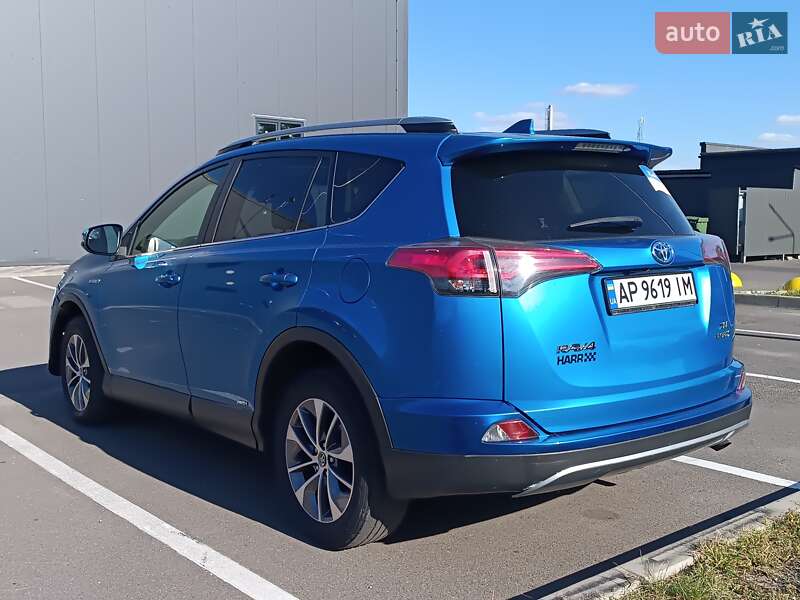 Позашляховик / Кросовер Toyota RAV4 2017 в Києві фото 7 Позашляховик / Кросовер Toyota RAV4 2017 в Києві