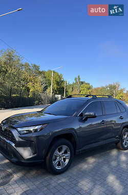 Позашляховик / Кросовер Toyota RAV4 2022 в Запоріжжі